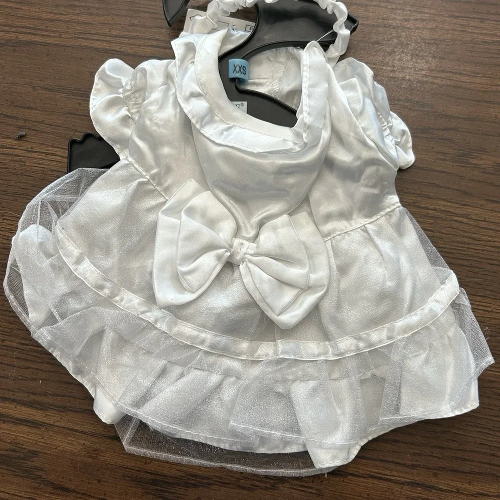 Dog Wedding Dress‎ Size XXS Yappily Ever After Attached Veil